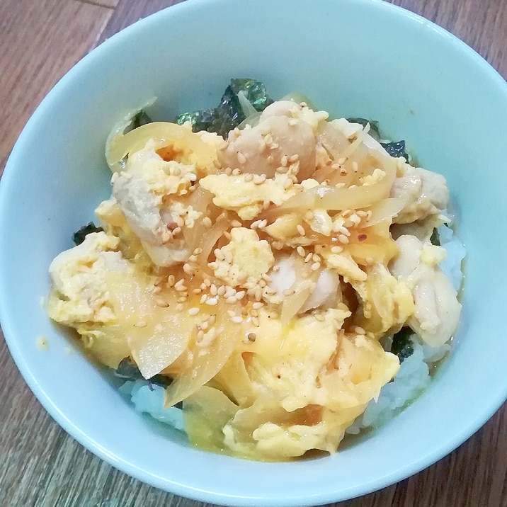 ごま油が香る☆たっぷり卵の親子丼